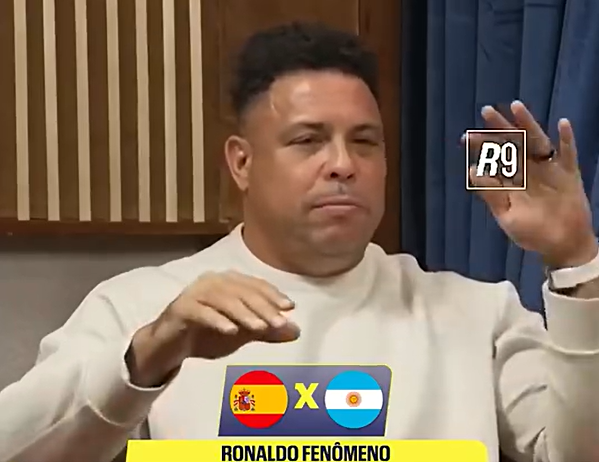 罗纳尔多预测世界杯决赛，超级计算机模拟25000次……今夜，谁将登顶？